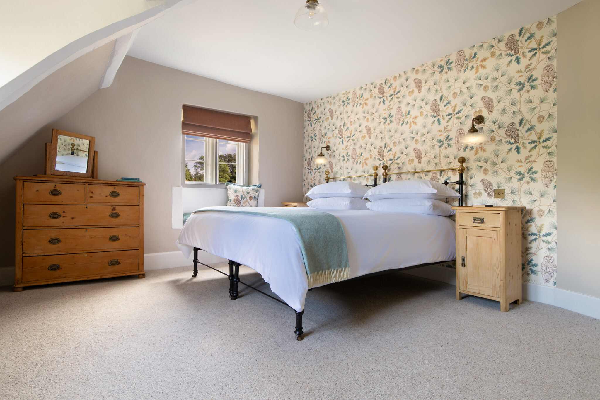 20-Church-Street-20-super-king-size-bedroom-Mike-Henton-July-2025-scaled